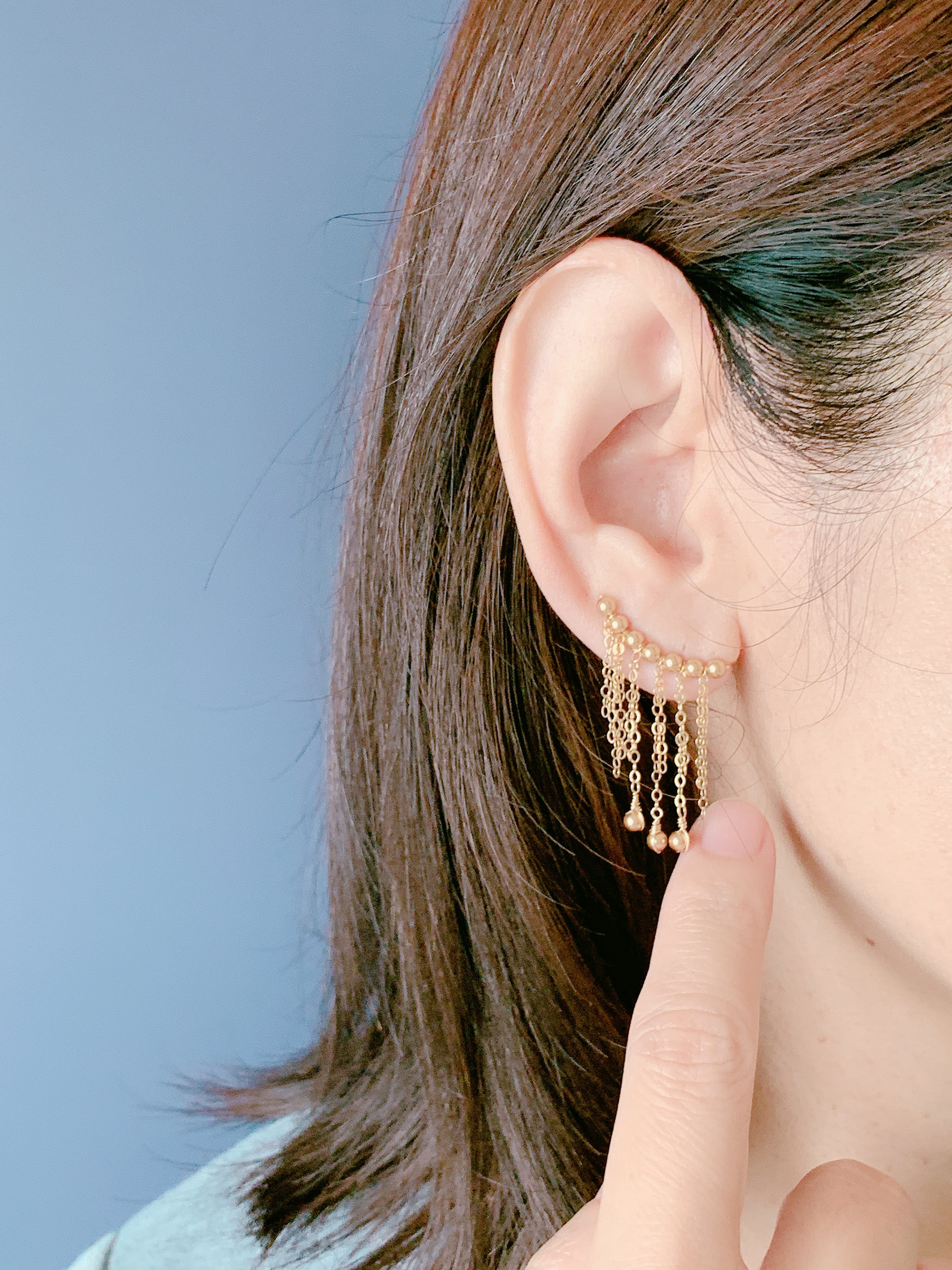 波動- 復古金/藍點石 短鏈款耳環 耳針耳夾共用(一對價)
