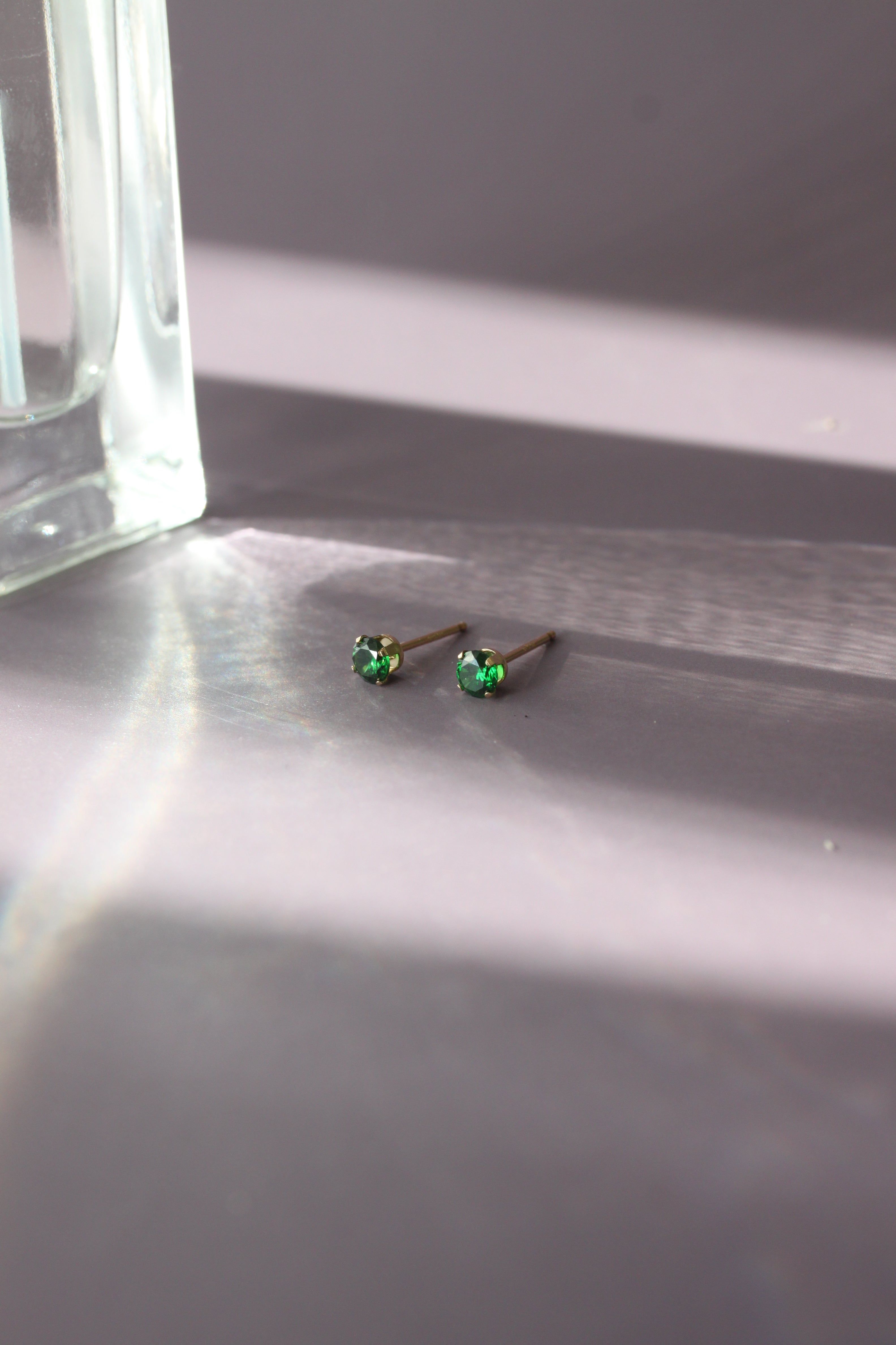祖母綠鋯石耳環 簡單基本款爪鑲3~4MM14K包金抗過敏